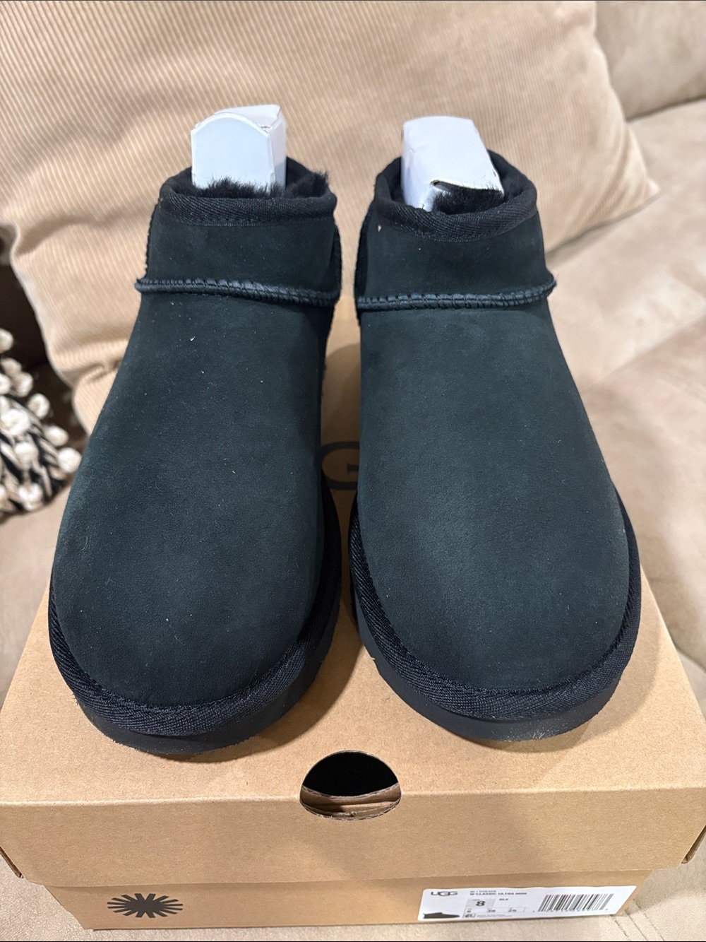 UGG Classic Ultra Mini - Black Suede